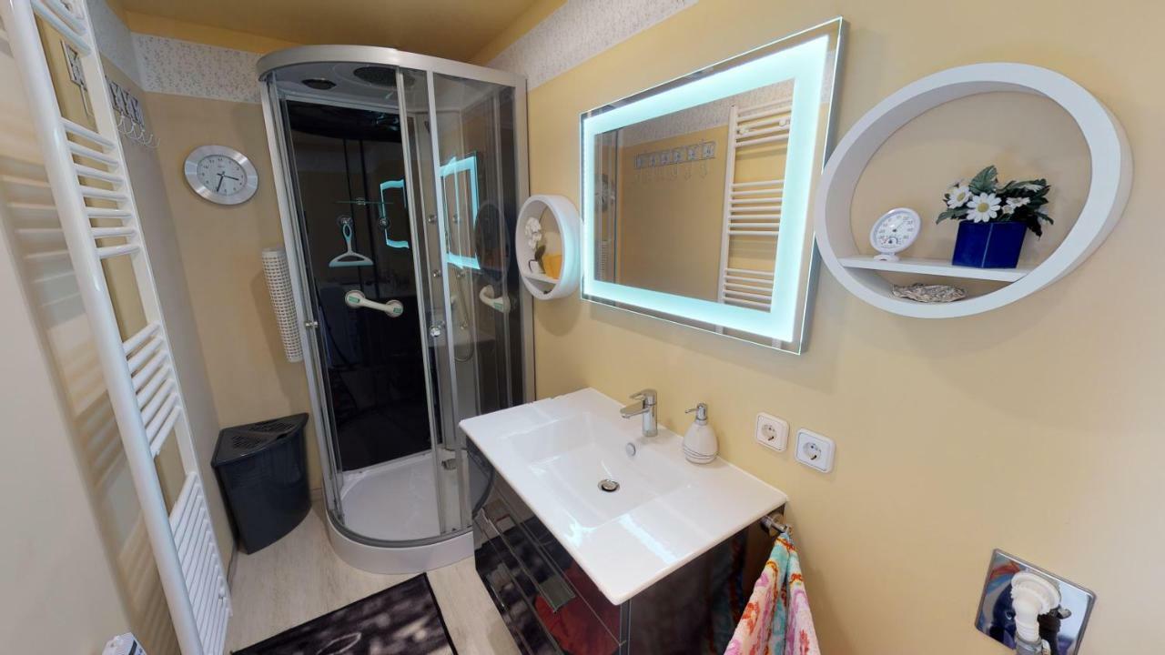Ferienwohnung Wild คลินเงนธาล ภายนอก รูปภาพ